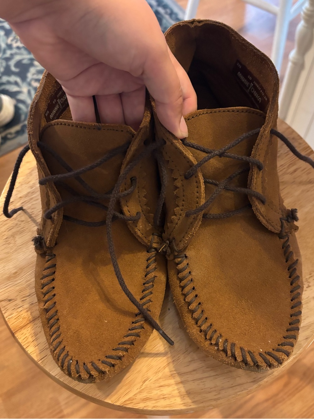 Minnetonka lace up moccasins